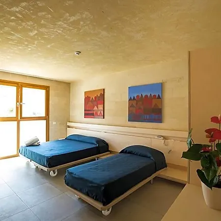 Cave Bianche 4*